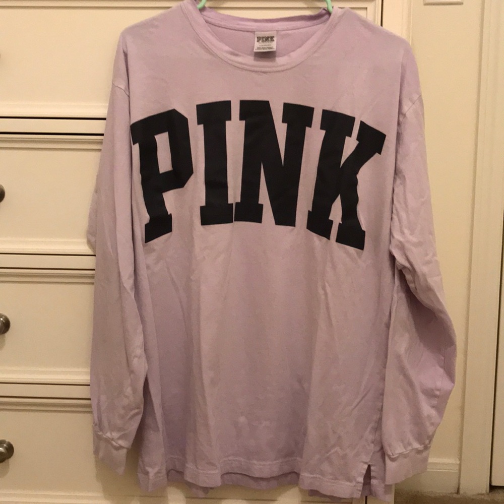 VS Pink Long Sleeved Campus Tee